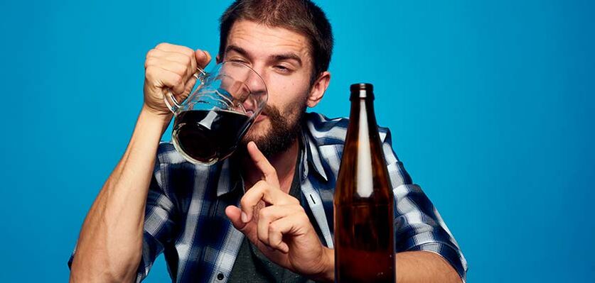 a man drinks alcohol how to quit picture 2